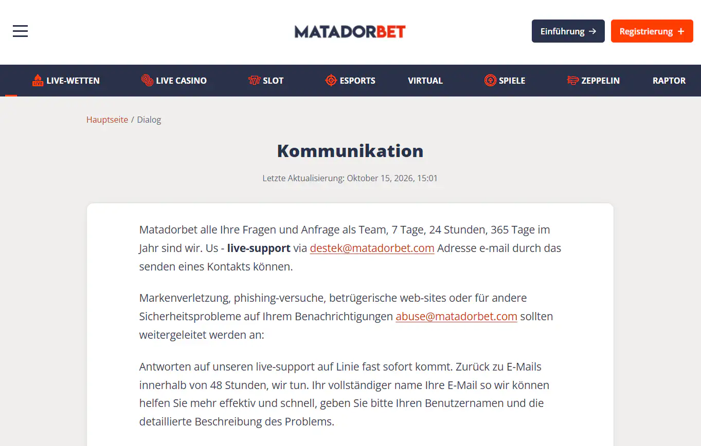 Kontaktseite des Anbieters mit Hinweisen auf E-Mail und Kundenchat